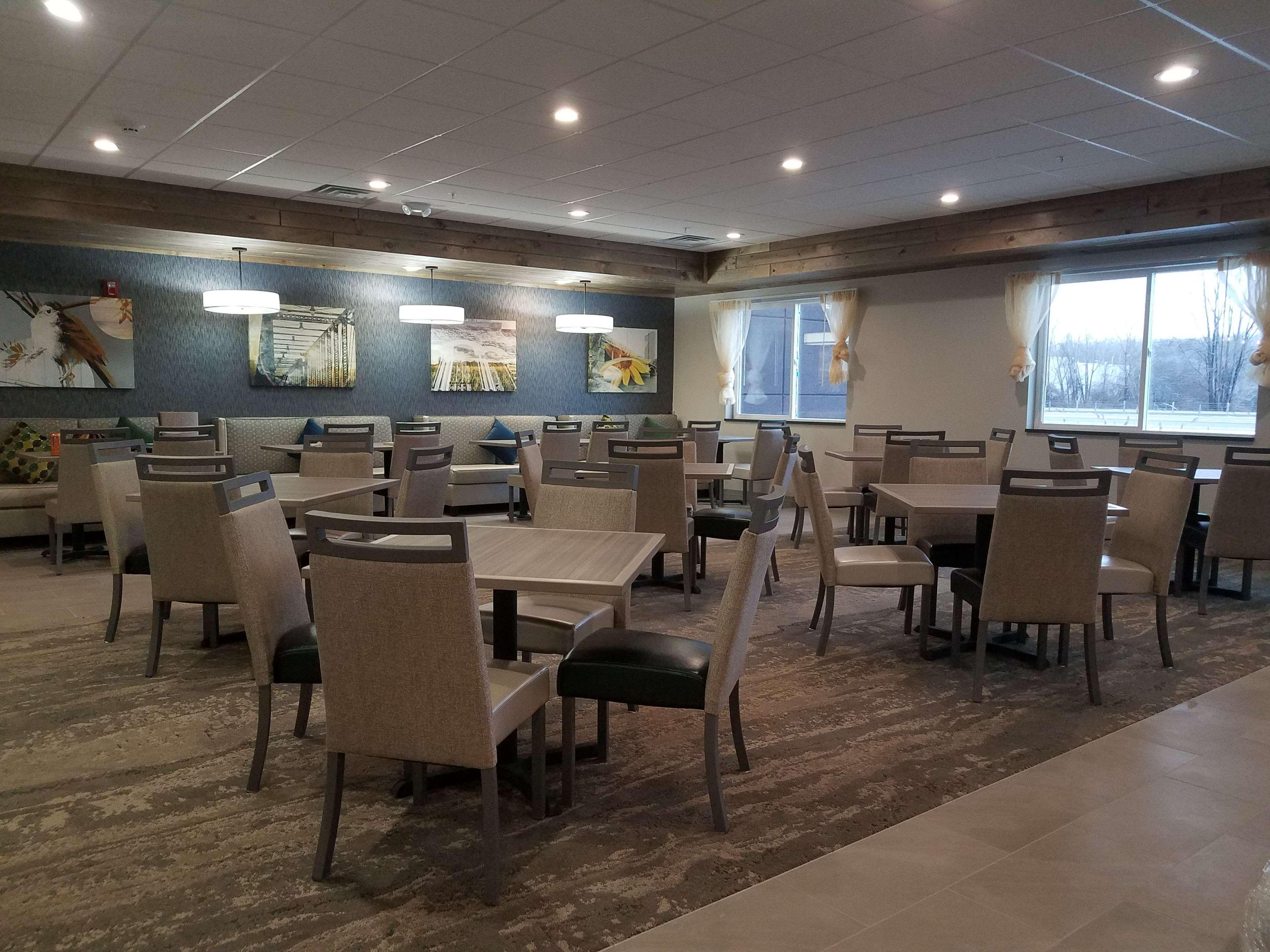 Best Western Plus Wayland Hotel Shelbyville Exterior photo