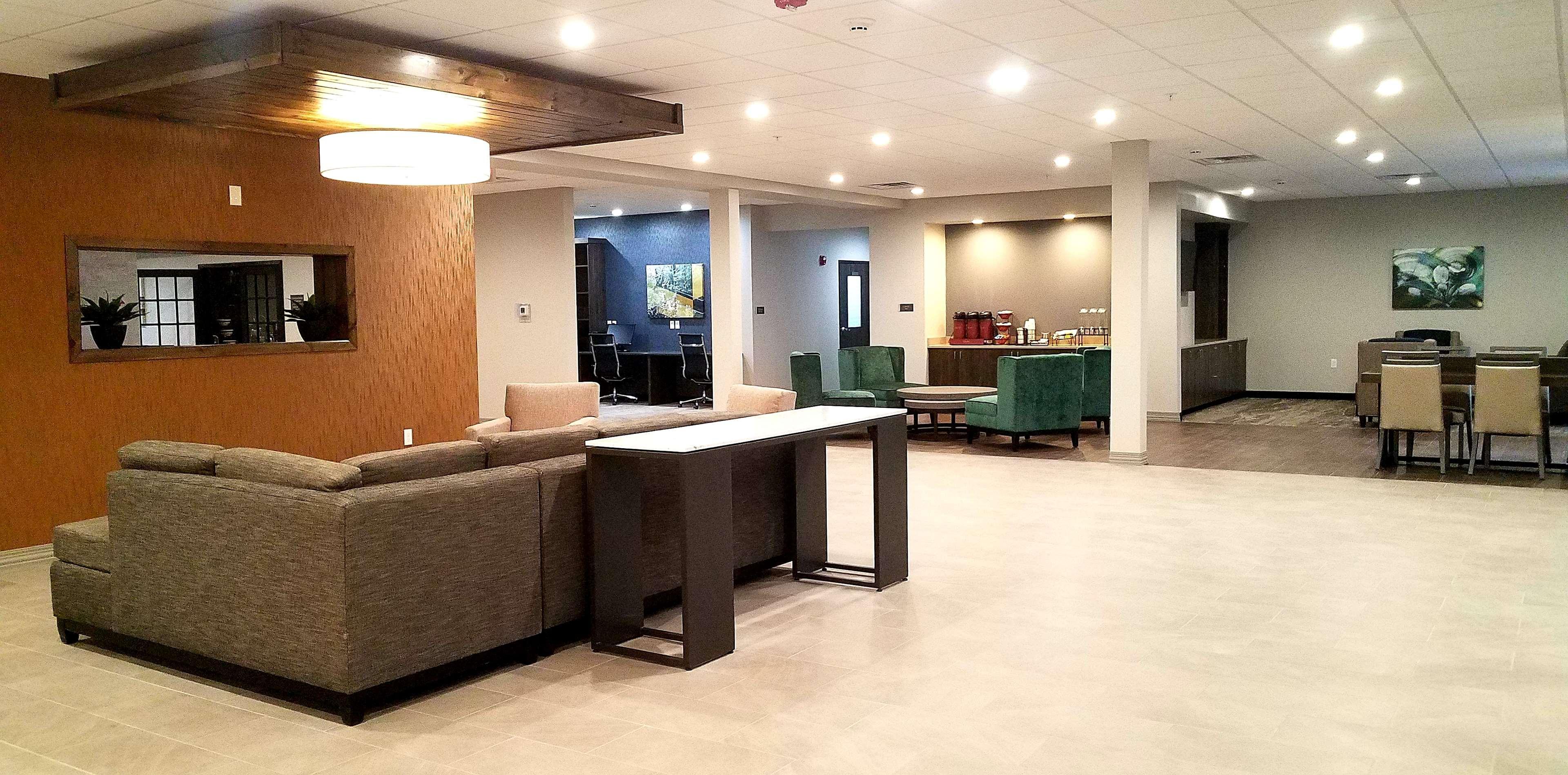 Best Western Plus Wayland Hotel Shelbyville Exterior photo